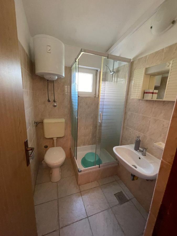 Apartmani Anka I Antonio Драге Екстер'єр фото