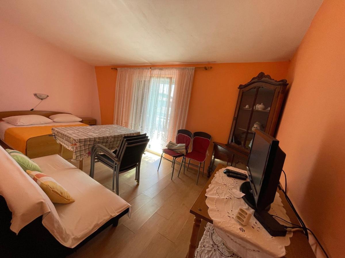 Apartmani Anka I Antonio Драге Екстер'єр фото